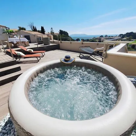 Appartamento Perle Du Pradon Terrasse Vue Mer, Nuit étoilée Et Jacuzzi Carqueiranne