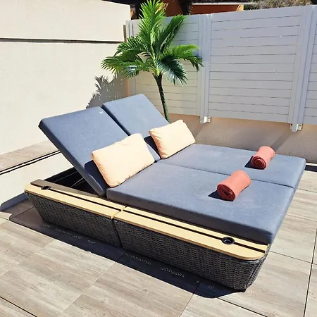 Perle Du Pradon Terrasse Vue Mer, Nuit Etoilee Et Jacuzzi *